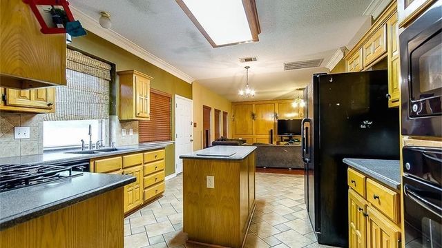 5013 Bellerive Court, Garland, TX 75044