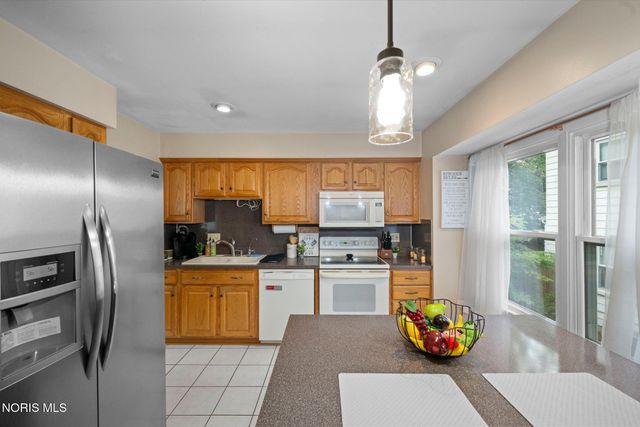 6448 Coppersmith Road, Sylvania, OH 43560