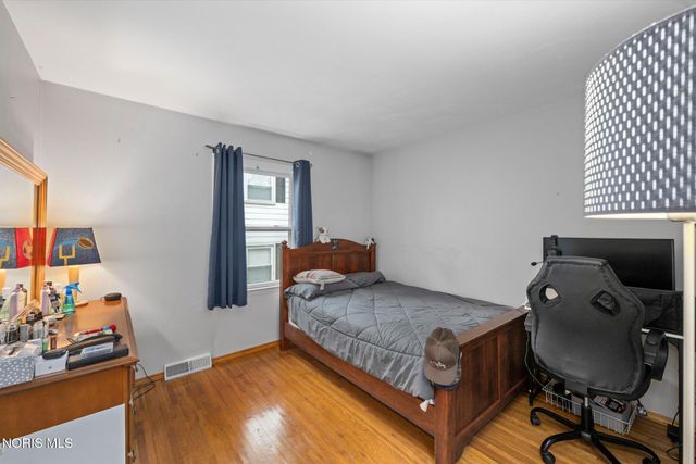 6448 Coppersmith Road, Sylvania, OH 43560