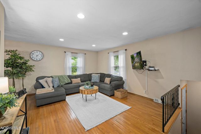 6448 Coppersmith Road, Sylvania, OH 43560