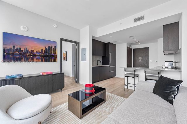 20 NE 11th Street 4309, Miami, FL 33132