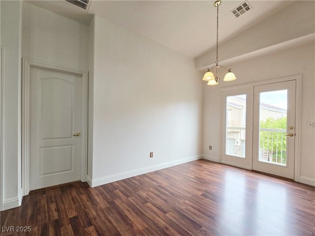 9133 Goose Lake Way 101, Las Vegas, NV 89149