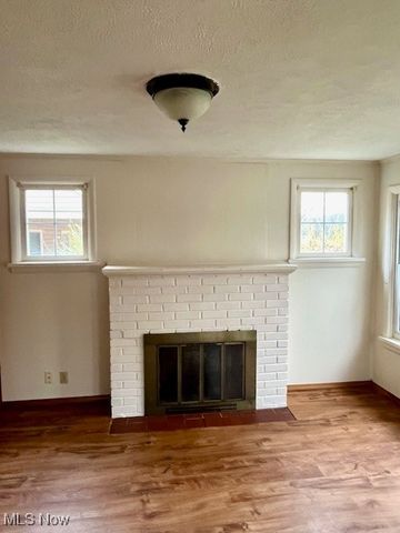 2215 Brady Lake Rd Road, Kent, OH 44240