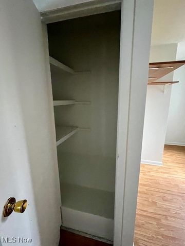 2215 Brady Lake Rd Road, Kent, OH 44240