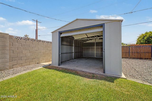 4355 E HUBBELL Street, Phoenix, AZ 85008