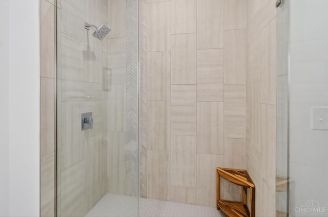 813 Broadway Street, Cincinnati, OH 45202