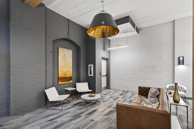 813 Broadway Street, Cincinnati, OH 45202