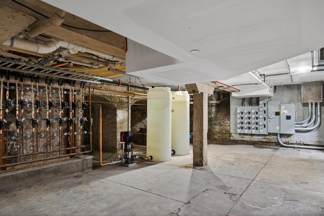 813 Broadway Street, Cincinnati, OH 45202