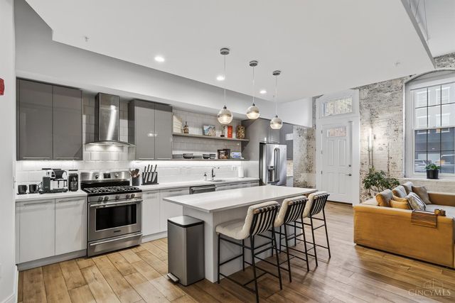 813 Broadway Street, Cincinnati, OH 45202