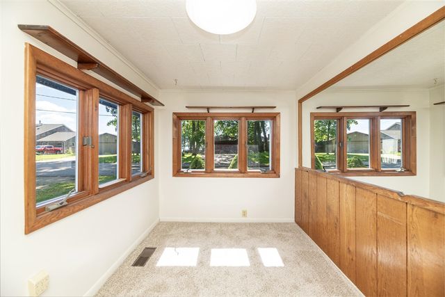 10334 Woodlawn Drive, Portage, MI 49002