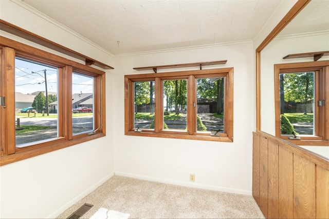 10334 Woodlawn Drive, Portage, MI 49002
