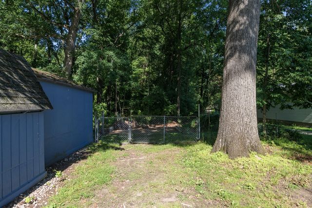 10334 Woodlawn Drive, Portage, MI 49002