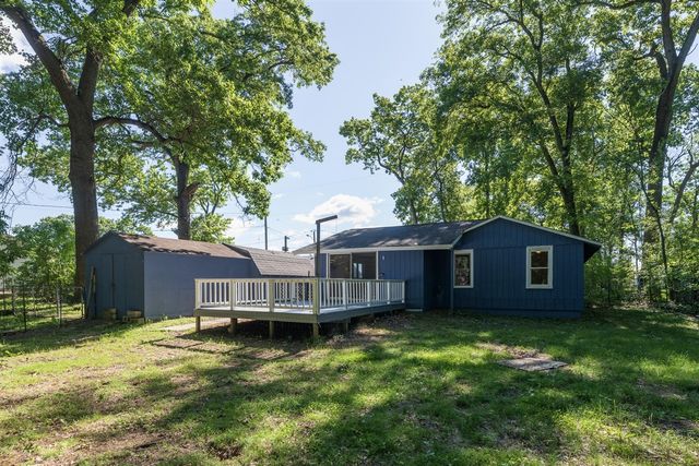 10334 Woodlawn Drive, Portage, MI 49002