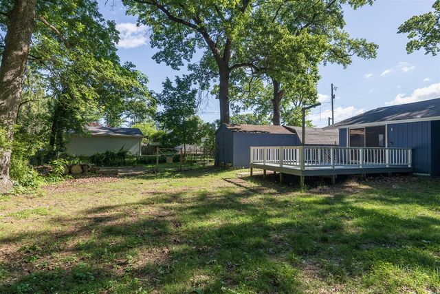 10334 Woodlawn Drive, Portage, MI 49002