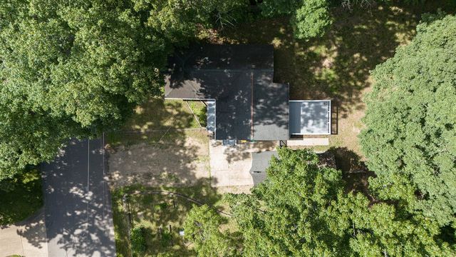 10334 Woodlawn Drive, Portage, MI 49002