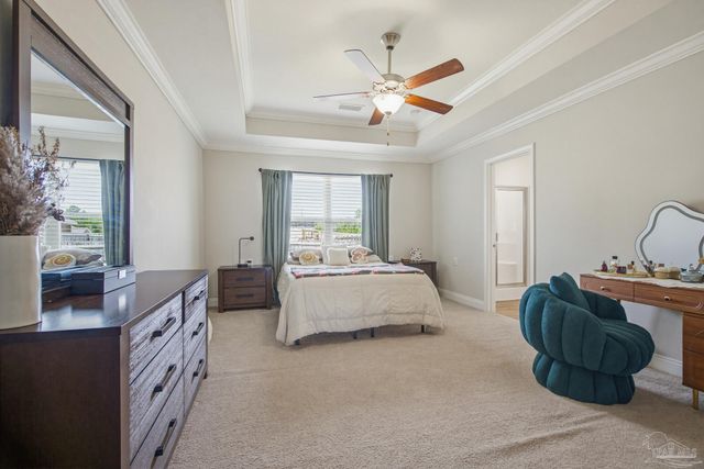 2400 Bentley Oaks Dr, Cantonment, FL 32533