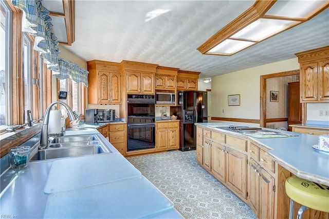 650 N Liberty Spring RD, Suffolk, VA 23434