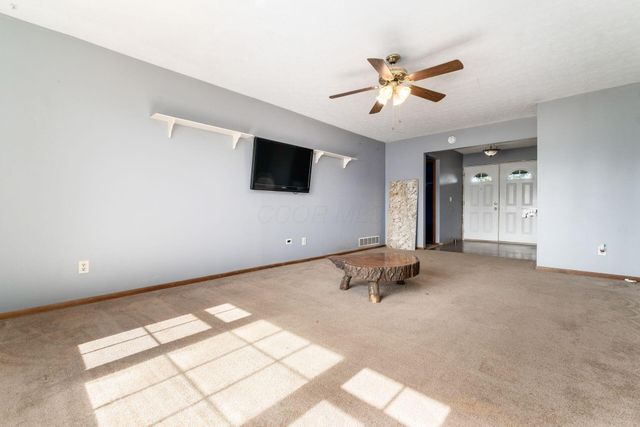 15841 London Road, Orient, OH 43146