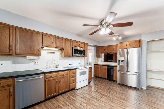 15841 London Road, Orient, OH 43146