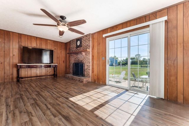 15841 London Road, Orient, OH 43146