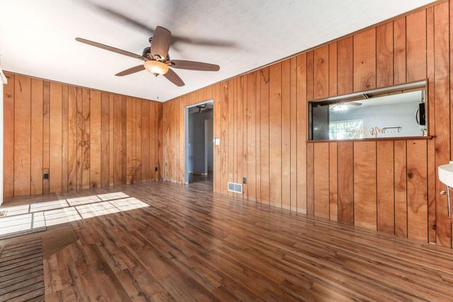 15841 London Road, Orient, OH 43146