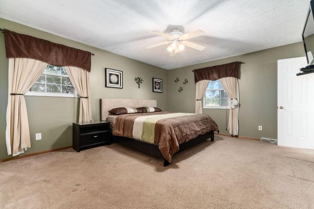 15841 London Road, Orient, OH 43146