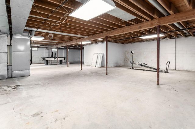 15841 London Road, Orient, OH 43146