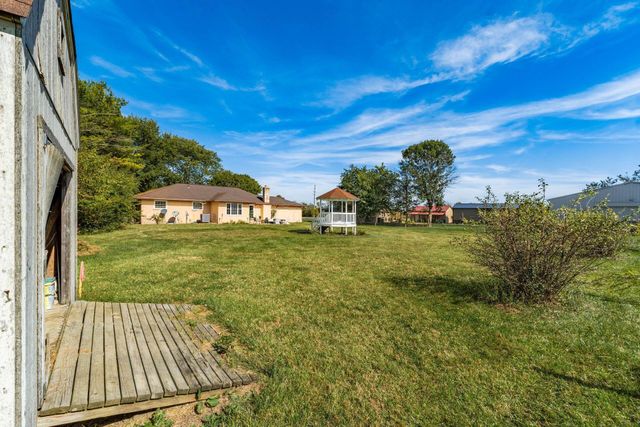 15841 London Road, Orient, OH 43146