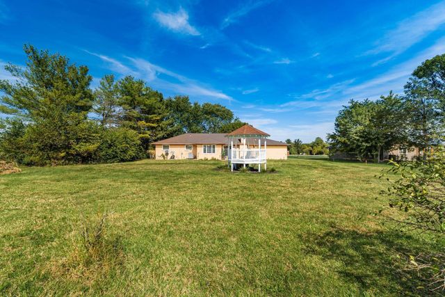 15841 London Road, Orient, OH 43146