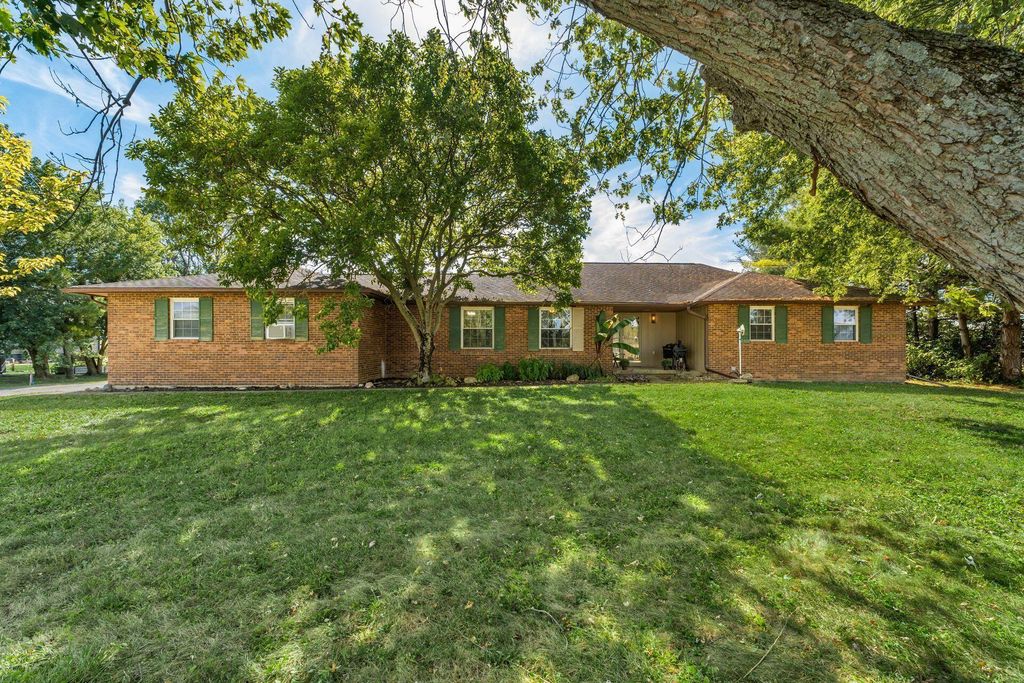 15841 London Road, Orient, OH 43146