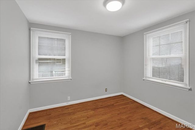 339 Bogey Lane, St Louis, MO 63122