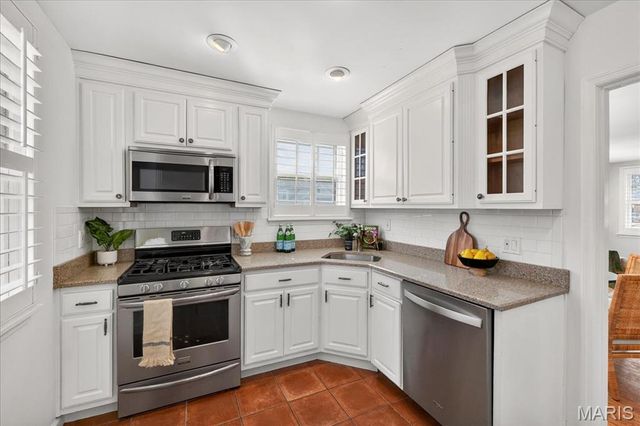 339 Bogey Lane, St Louis, MO 63122