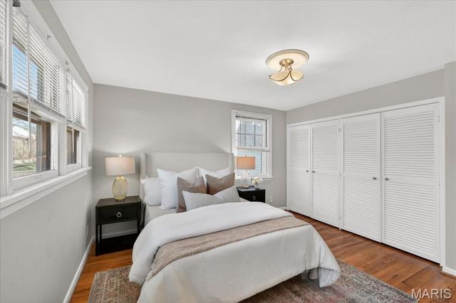 339 Bogey Lane, St Louis, MO 63122