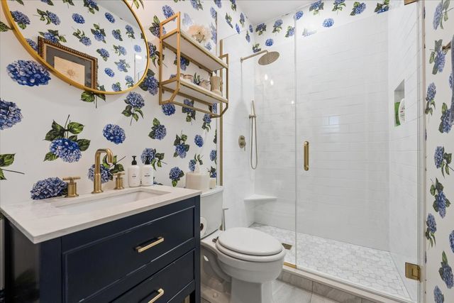 2257 W Belmont Avenue 1W, Chicago, IL 60618