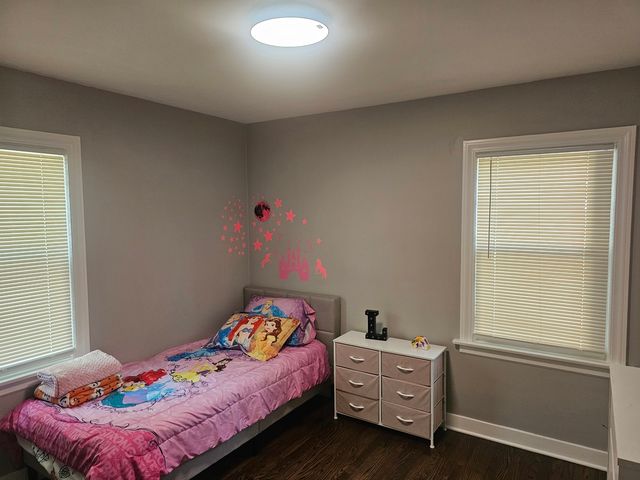 2320 S 9th Avenue S, Broadview, IL 60155