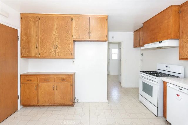 10436 Columbus Avenue, Mission Hills (san Fernando), CA 91345