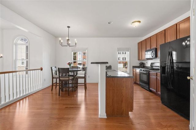 446 Sandtrap Lane, Sugar Hill, GA 30518
