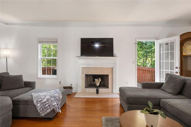 446 Sandtrap Lane, Sugar Hill, GA 30518