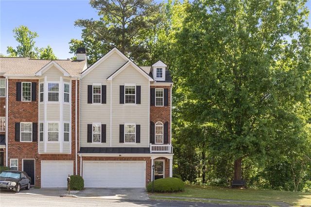 446 Sandtrap Lane, Sugar Hill, GA 30518