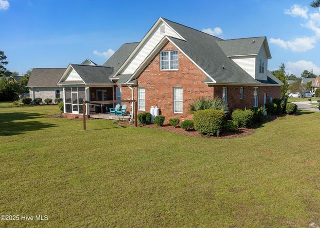 1110 Cloverfield Court, Leland, NC 28451