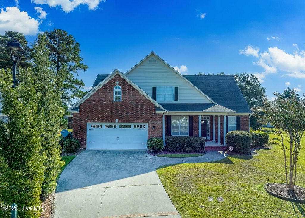 1110 Cloverfield Court, Leland, NC 28451