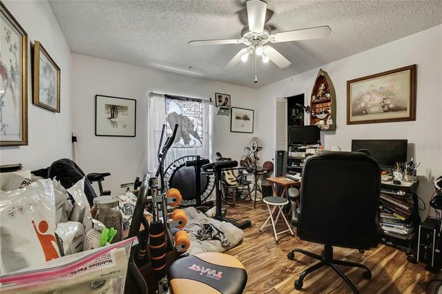 279 MAPLE AVENUE, Palm Harbor, FL 34684