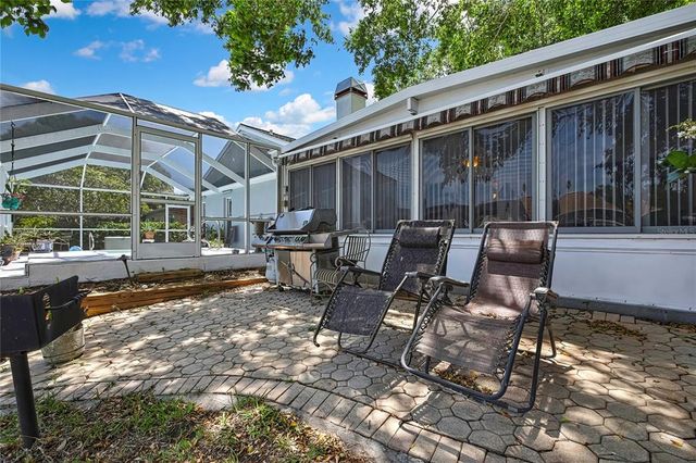 279 MAPLE AVENUE, Palm Harbor, FL 34684