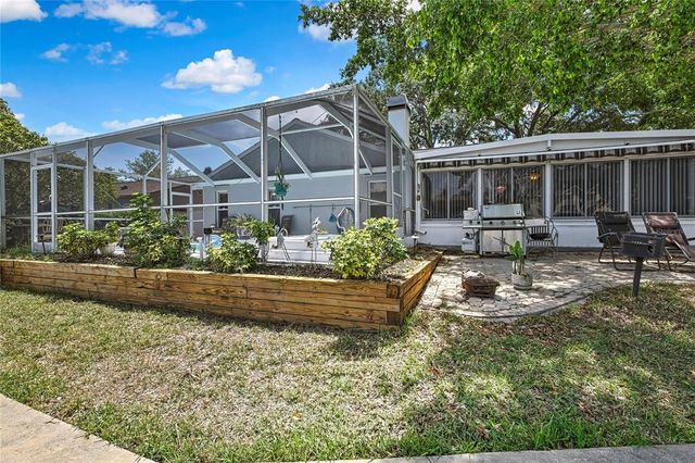 279 MAPLE AVENUE, Palm Harbor, FL 34684