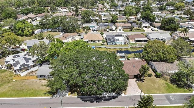 279 MAPLE AVENUE, Palm Harbor, FL 34684