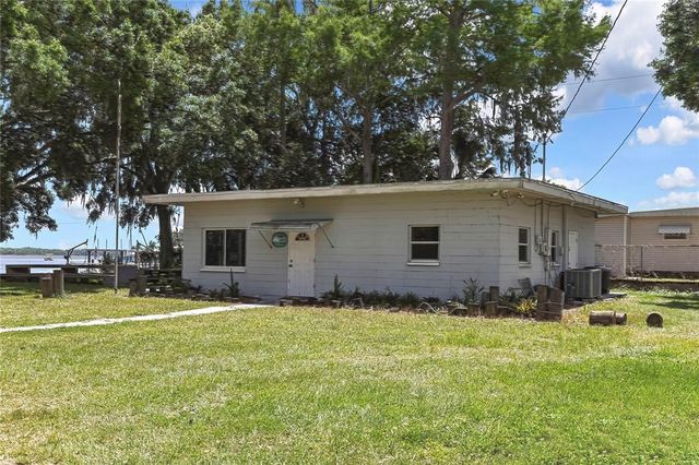 279 MAPLE AVENUE, Palm Harbor, FL 34684