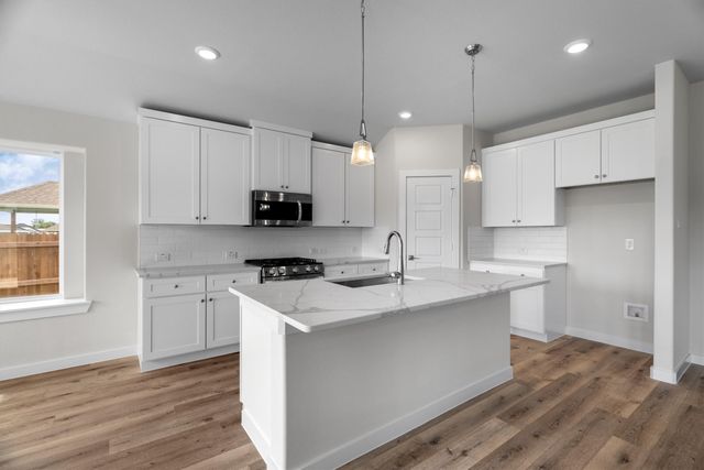 614 Finlee Way, Tioga, TX 76271