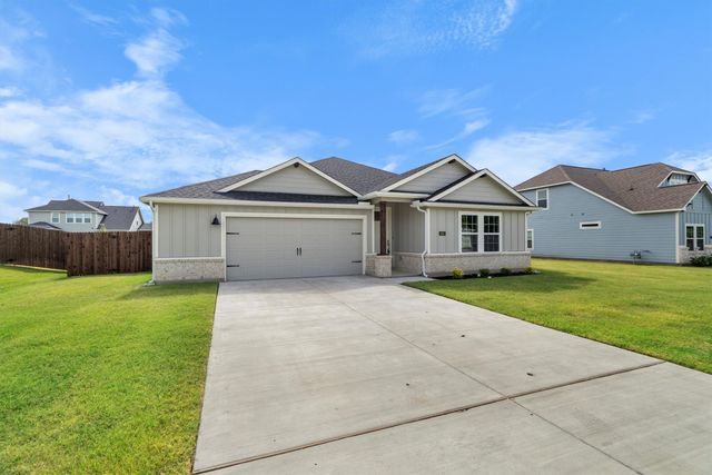 614 Finlee Way, Tioga, TX 76271