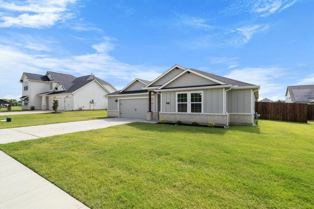 614 Finlee Way, Tioga, TX 76271