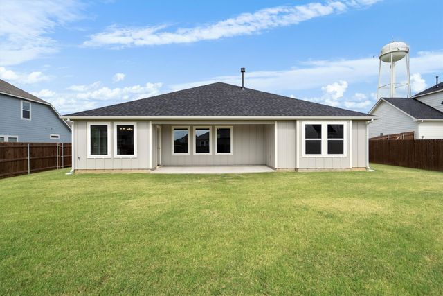614 Finlee Way, Tioga, TX 76271